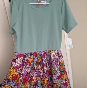 LuLaRoe Amelia